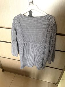 Gingham Embroidered top