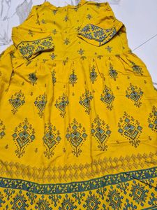 Yellow Kurta with Blue Geometric Print