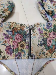 Floral Corset Style Puff Sleeve Top