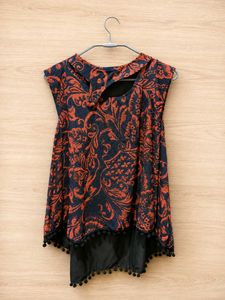 Unique Pattern Sleeveless Top