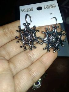 Unique Sun & Moon Design Earrings