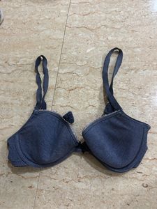 Comfortable Blue Bra wired