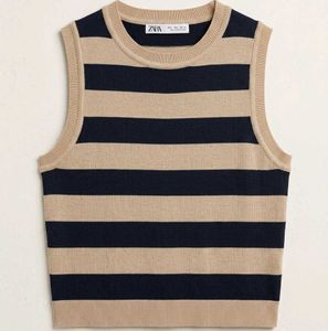 Striped Knit Vest tank top🤎