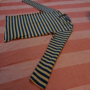 Stripe Tee (Round Neck) 💱PRICE NEGOTIABLE