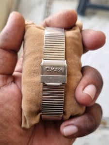 Vintage OMAX Quartz Watch