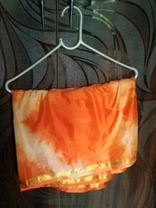 Only One Time Used Sarees ...Pico And Fall Lga Hai