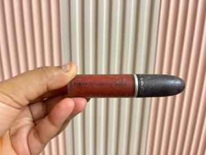 MAC Powder Kiss Liquid Lipcolour