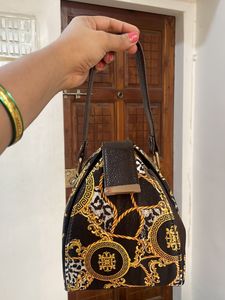 Unique Printed Handbag Purse