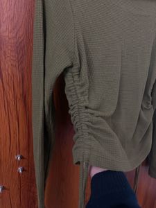 🫒Ruched Olive Green Long Sleeve Top