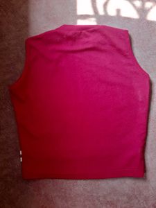 Red Sleeveless Crop Top