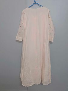 Kurta - Elegant White and Floral