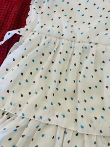 Chic Black &amp; White Heart Print Gown