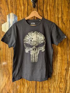 Marvel Punisher Skull T-shirt (Glo-in-the-dark)