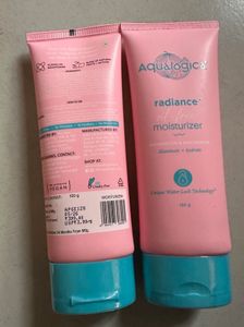 Aqualogica Radiance Oil-Free Moisturizer