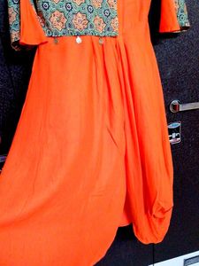 stylish Kurti with out tag &amp; skirt combo