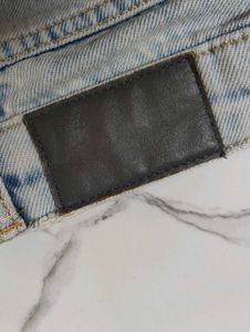 Ripped Baggy Jeans - ZARA
