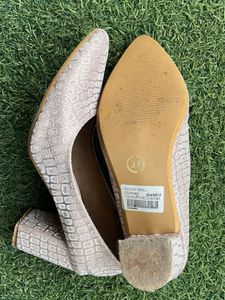 Sparkly Pointed Toe Flats