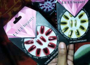 Beautiful 4  Colour Fake Nail &amp; Sticker Glue 💅