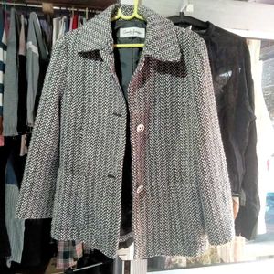 Chic Herringbone Tweed Jacket