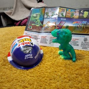 Kinder Joy Jurassic World Glowing Dinosaur