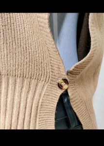 Sleeveless Knit Top - Stylish Layering Piece