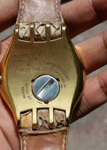 Swatch Irony Rosa Perlata YNG101 Gold Tone Watch