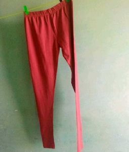 Branded leggings.pack of 2