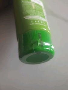 SNISS Herbal Kiwi Fruit Face Wash 100g | Deep Clea