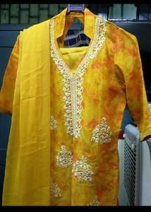 Kurti Churidar Dupatta Set