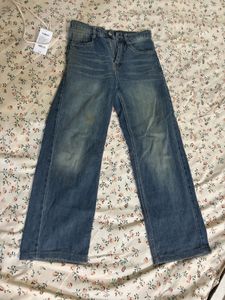straight length Blue Denim vintage jeans