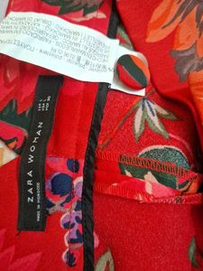 Zara Red Floral Print Midi Skirt
