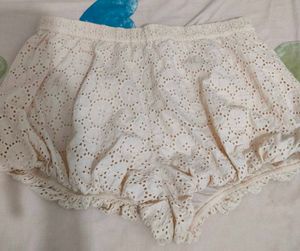 Cream Eyelet Bloomers Shorts