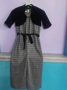 Chic Jumpsuit with Velvet Bolero