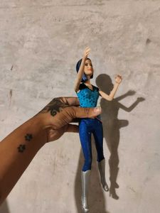 barbie movie rock n royals Doll Erika