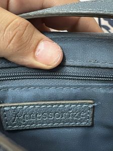 sling bag