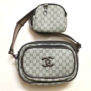 👜 Stylish Crossbody Bag Chanel