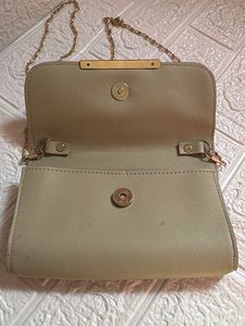 Chic Beige Crossbody Bag
