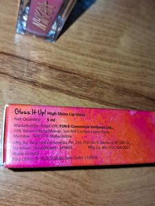 Nykaa Lip Gloss 02 sweet an