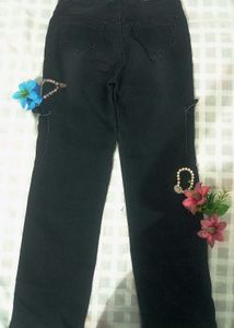 Black Cargo Jeans !