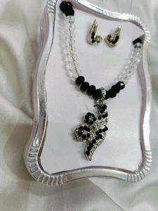 🇳🇿💫🎀Sparkling Snake Design Necklace &amp; Earng