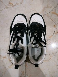 Black &amp; White Casual Sneakers