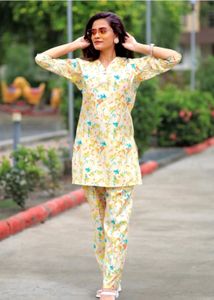 Co-Ord Set In Foral Print
