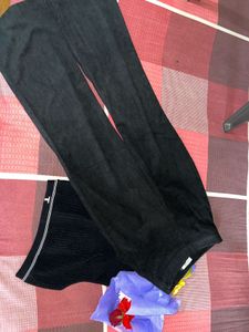 Black Ribbed Crop Top and  Pants it a full comb