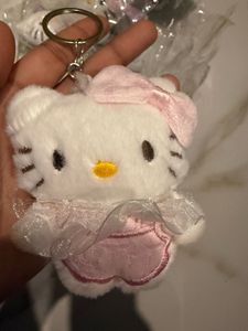 Pack of 10 -  Hello Kitty Plush Charms