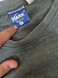 Men's Basic Grey T-Shirt