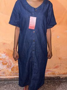 Stylish Women's Knee-Length Denim Dress –