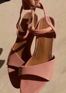 Chic Pink Block Heel Sandals