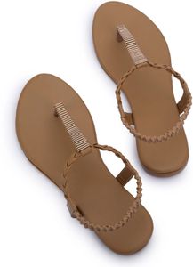 Stylish Tan Flat Sandals 👡
