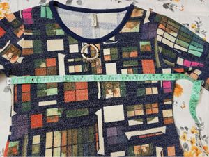 Geometric Print Long Sleeve Top
