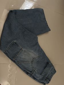 baggy jeans!